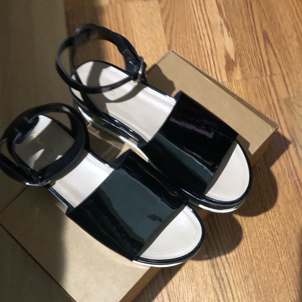 ✨Brand New Aldo Platform Sandal - Picture 7 of 8